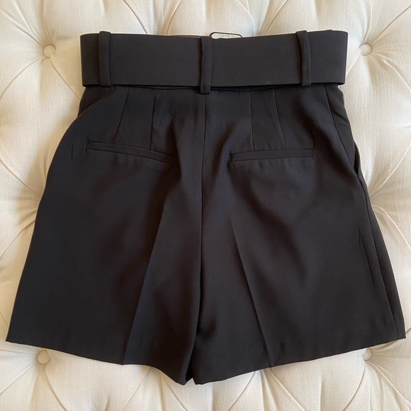 ZARA Belted High Waisted Black Dress Shorts sz XS - Picture 2 of 3